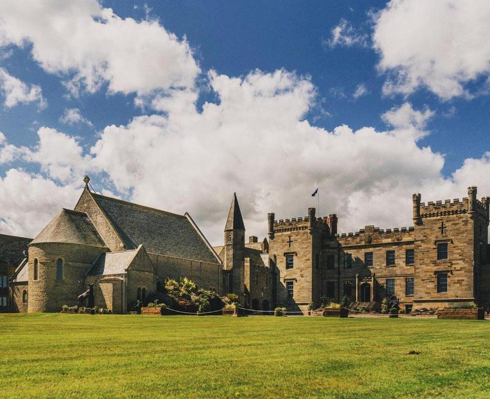 Hotel Sneaton Castle Whitby Exteriér fotografie